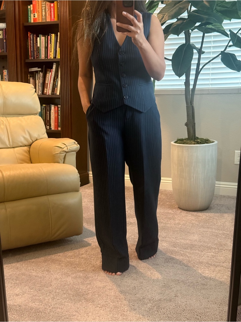 Abercrombie & Fitch Navy Pinstripe Vest and Wide-Leg Trousers - Picture 11 of 13